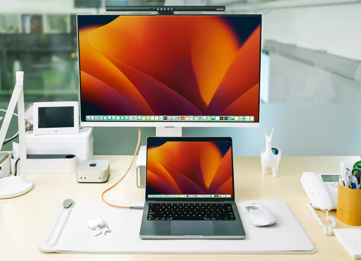 MONOCOZZI ESSENTIALS USB-IF Certified USB-C to USB-C 240W Thunderbolt 4 40Gbps Braided Sync And Charge Cable 120cm (Terracotta)