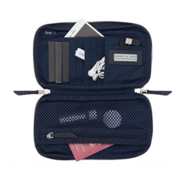 TRAVEL WALLET (Blazer/Silver Hardware)