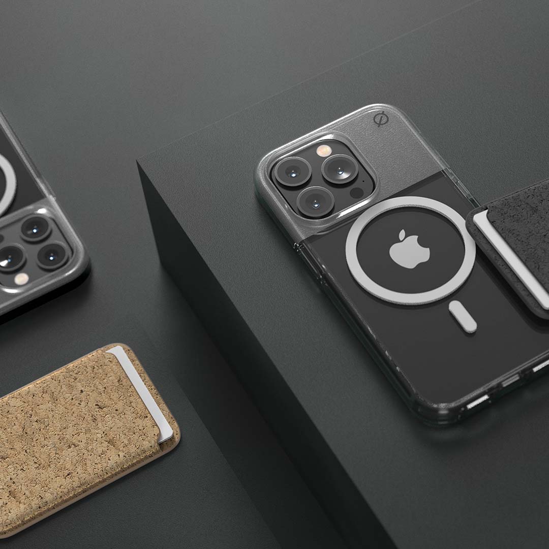 ATOM STUDIOS MagSafe iPhone 14 Pro Max case (Split Clear)